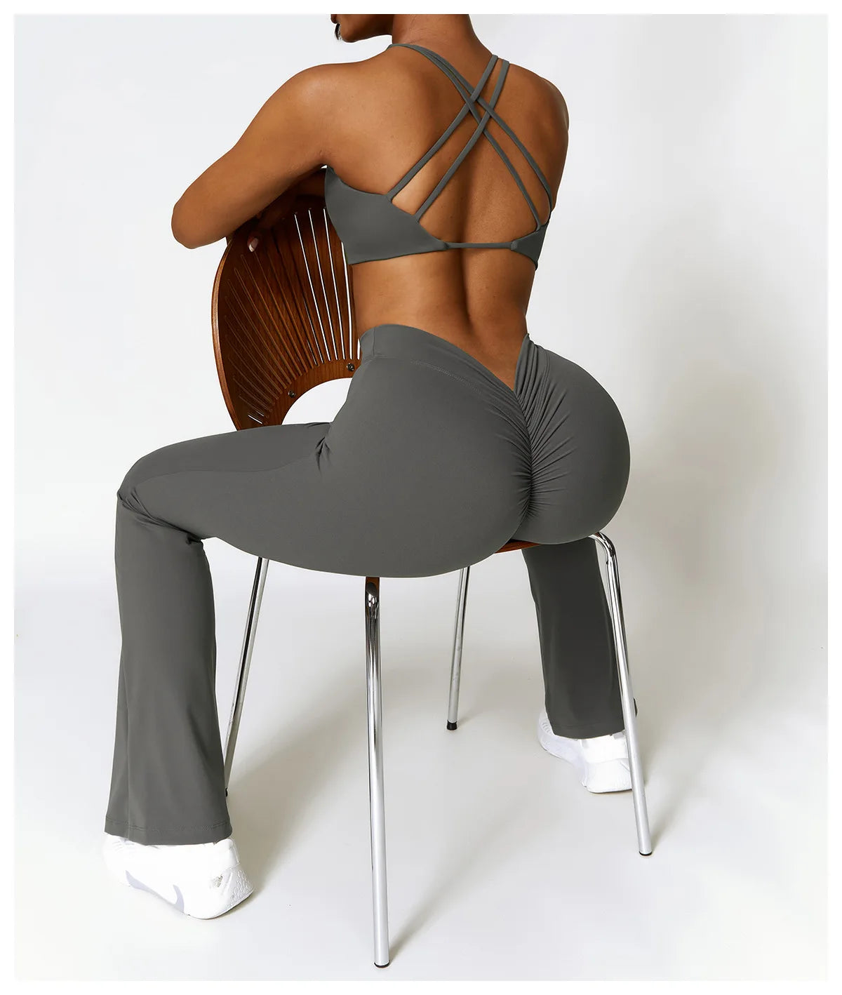 Criss Cross Straps Back High Support Impact